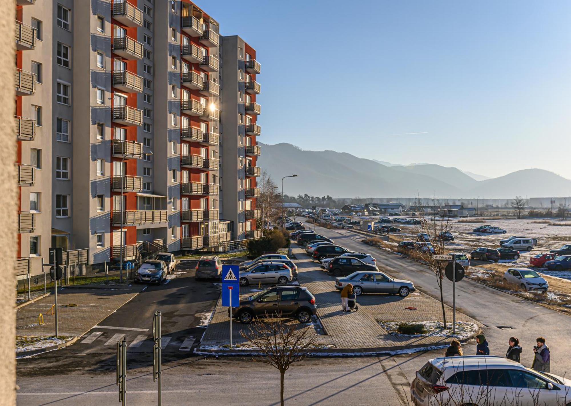 Koa - Sunlight Apartment Брашов Екстер'єр фото
